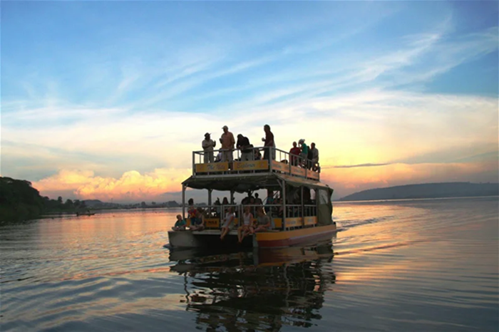 Boat Cruises