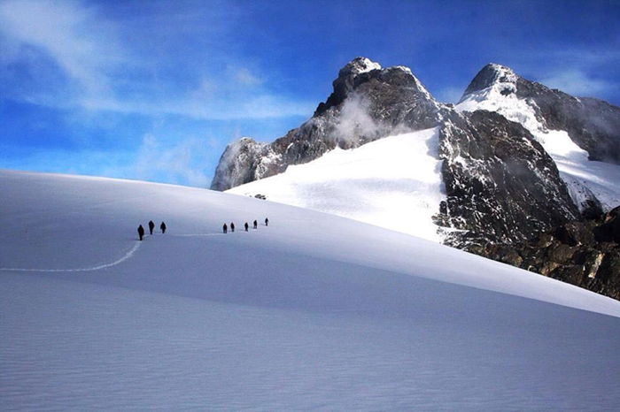 rwenzori-trekking-expedition-6-days2
